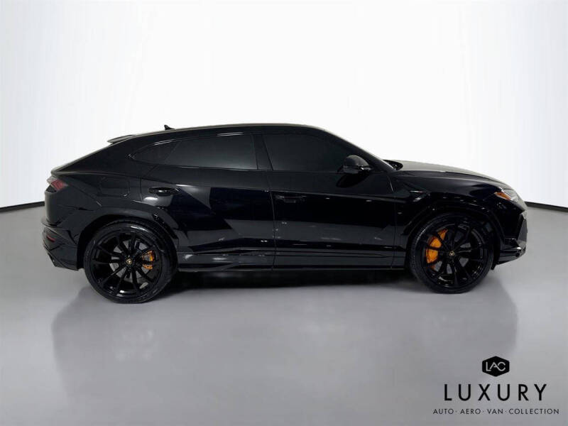 2024 Lamborghini Urus S