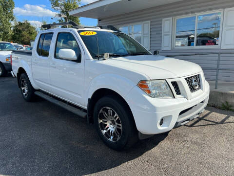 2011 Nissan Frontier for sale at HARNEY MOTORS in Gettysburg PA