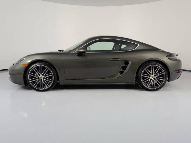 2025 Porsche 718 Cayman