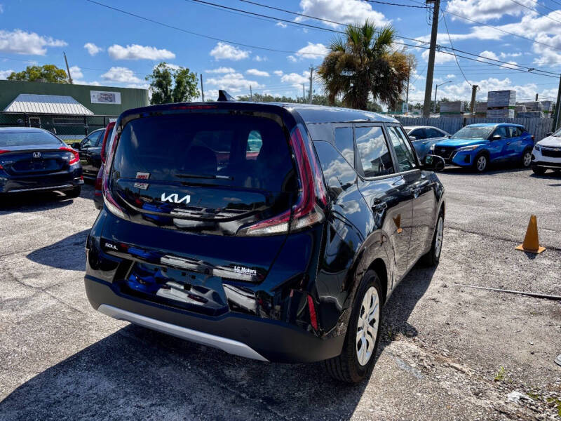2025 Kia Soul LX