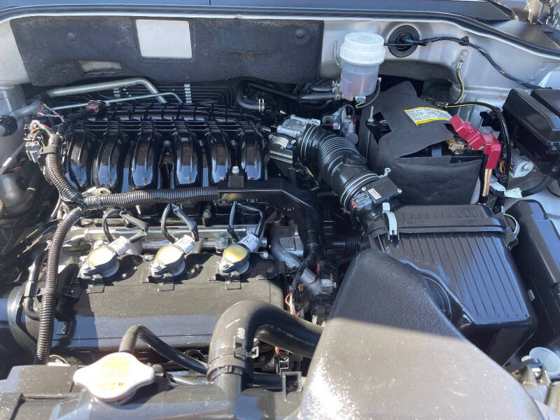 2011 Mitsubishi Endeavor LS