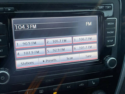 2013 Volkswagen Passat SE PZEV