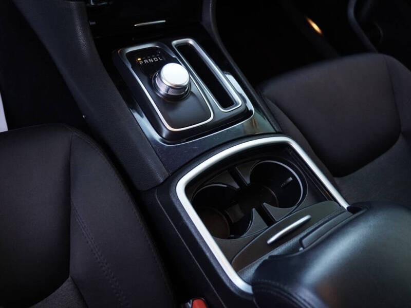 2023 Chrysler 300 Touring