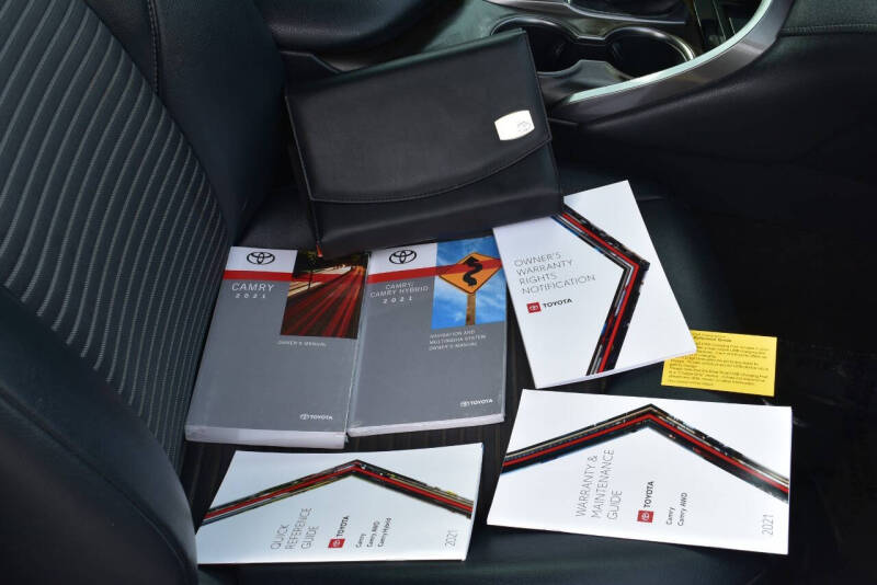 2021 Toyota Camry SE