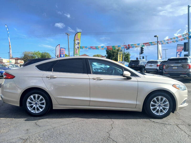 2017 Ford Fusion S