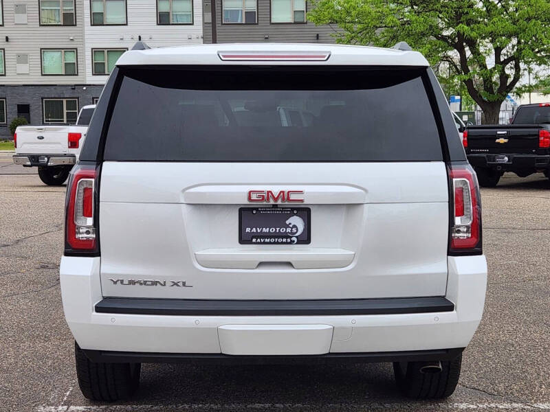 2019 GMC Yukon XL SLT