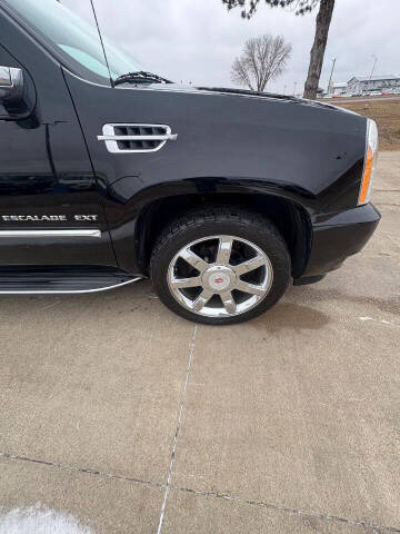 2013 Cadillac Escalade EXT Luxury