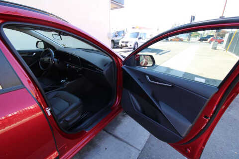 2023 Kia Niro Plug-In Hybrid EX