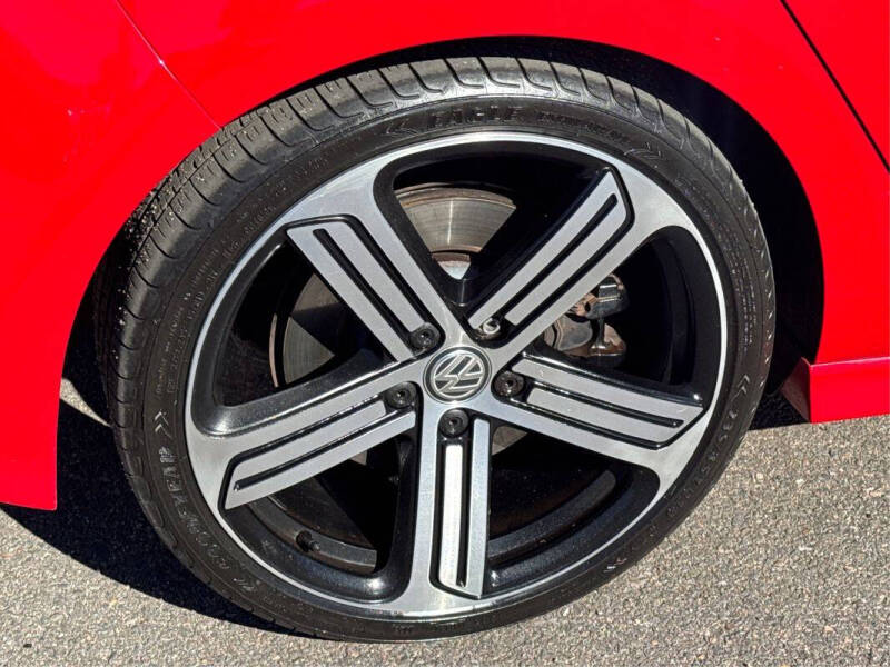 2016 Volkswagen Golf R 4Motion