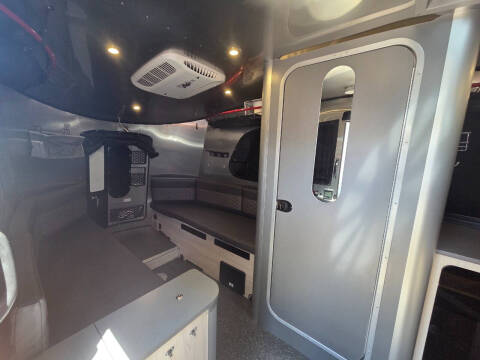 2022 Airstream Basecamp