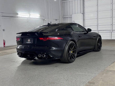 2017 Jaguar F-TYPE R