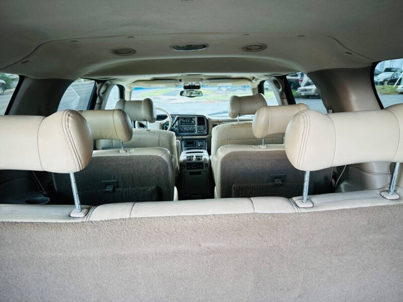 2002 GMC Yukon XL Denali