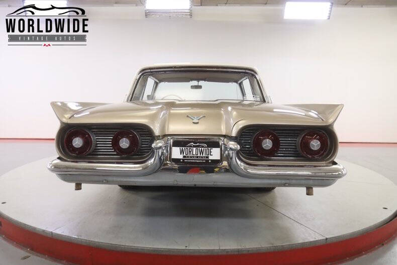 1959 Ford Thunderbird