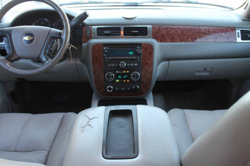 2007 Chevrolet Suburban LT