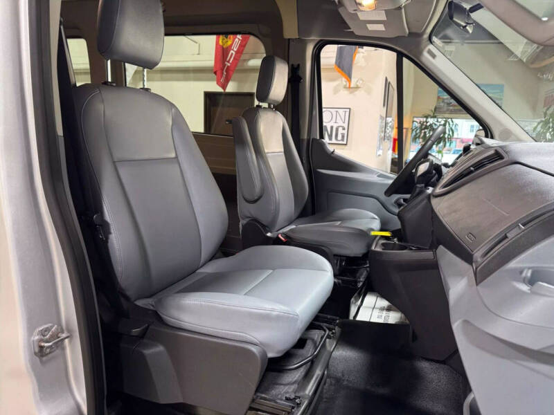 2015 Ford Transit 350