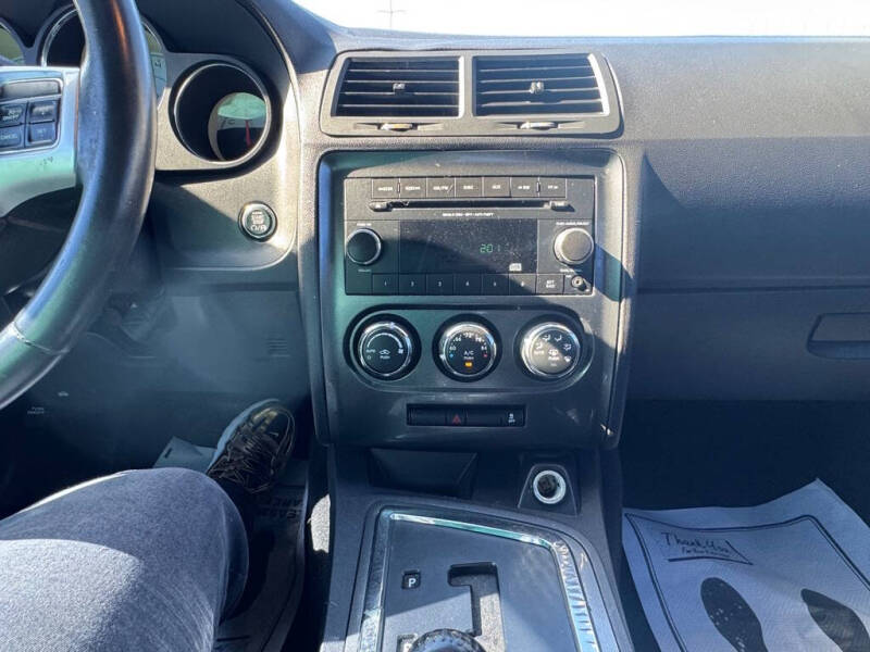 2014 Dodge Challenger SXT