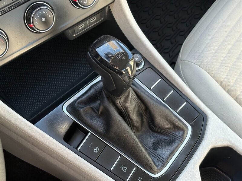 2023 Volkswagen Jetta S