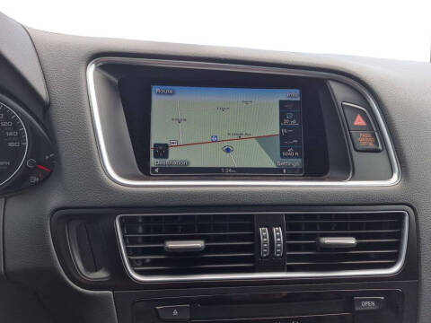 2016 Audi Q5 2.0T quattro Premium Plus