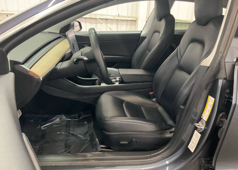 2020 Tesla Model 3 Performance