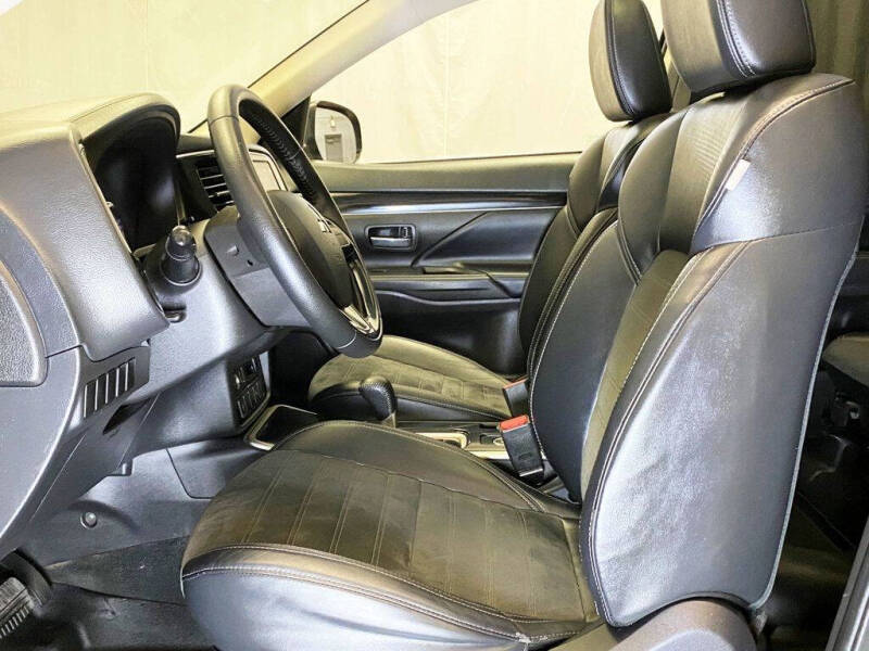 2019 Mitsubishi Outlander