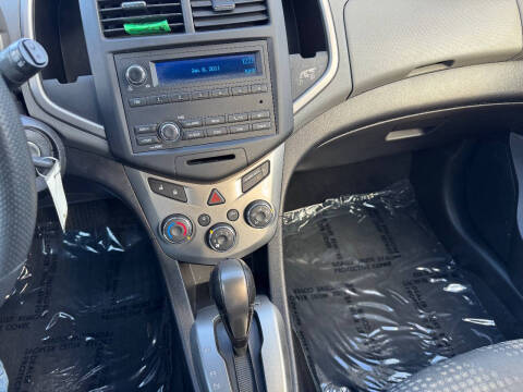 2014 Chevrolet Sonic LS Auto