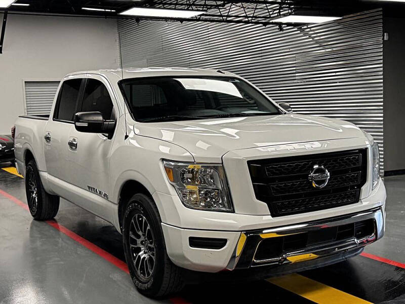 2020 Nissan Titan