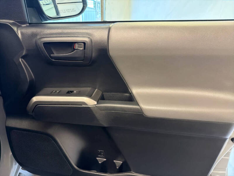 2019 Toyota Tacoma SR5 V6