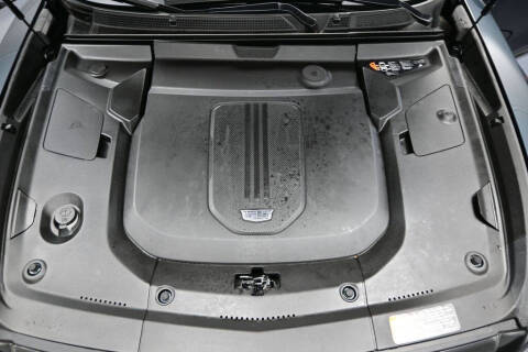 2024 Cadillac LYRIQ Luxury 1