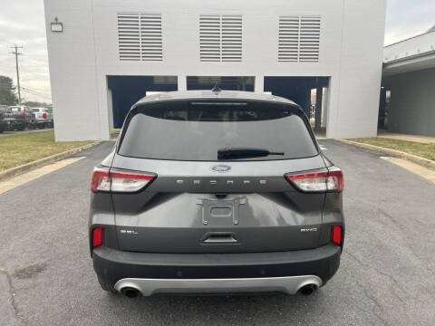 2022 Ford Escape SEL