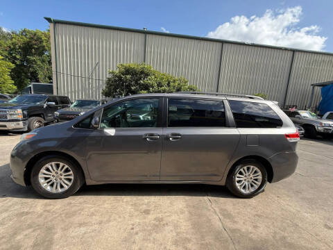 2011 Toyota Sienna