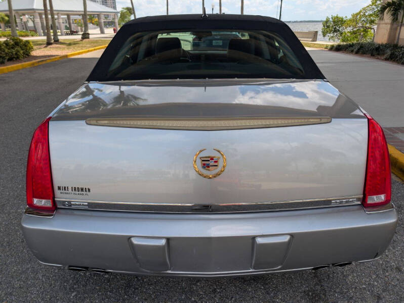 2008 Cadillac DTS Luxury III