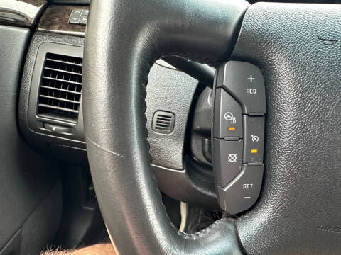 2011 Cadillac DTS Luxury Collection