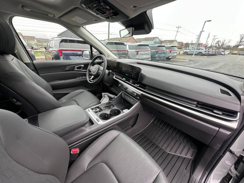 2026 Kia Carnival SX