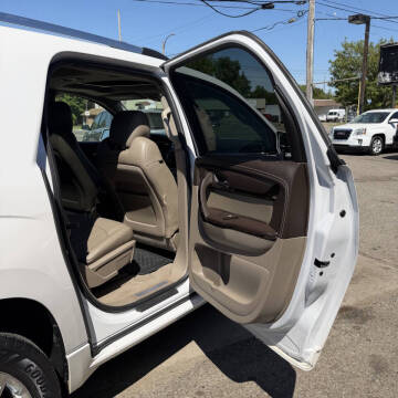 2016 GMC Acadia Denali