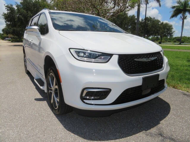 2022 Chrysler Pacifica Pinnacle