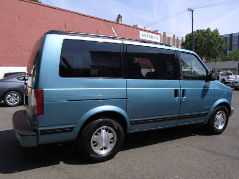 1995 GMC Safari SLE