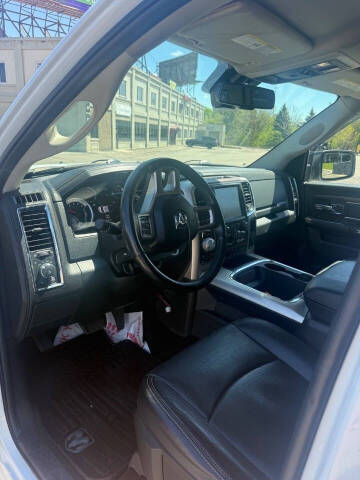 2017 RAM 1500 Laramie