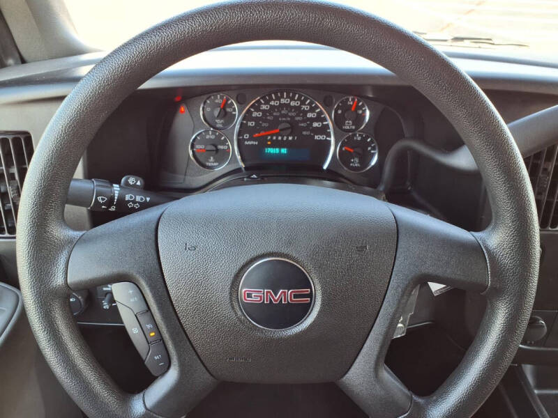 2023 GMC Savana 2500