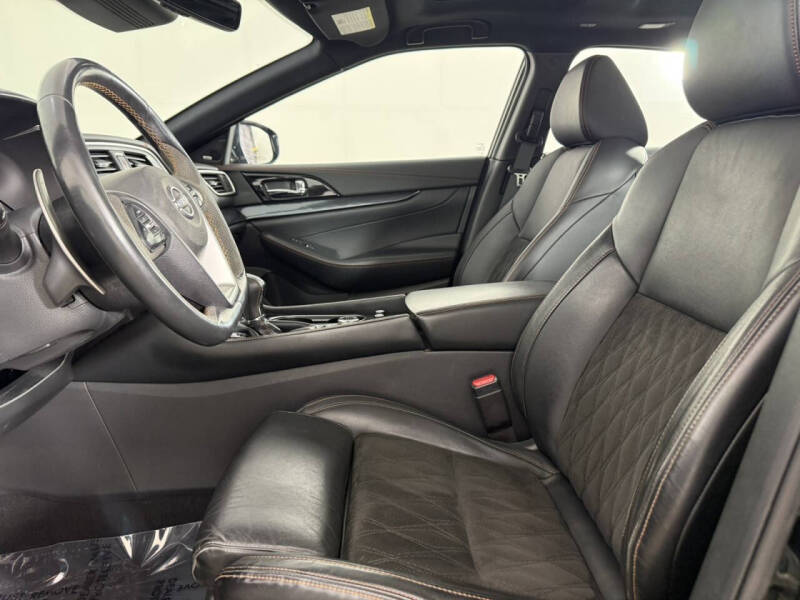 2023 Nissan Maxima 3.5 SR