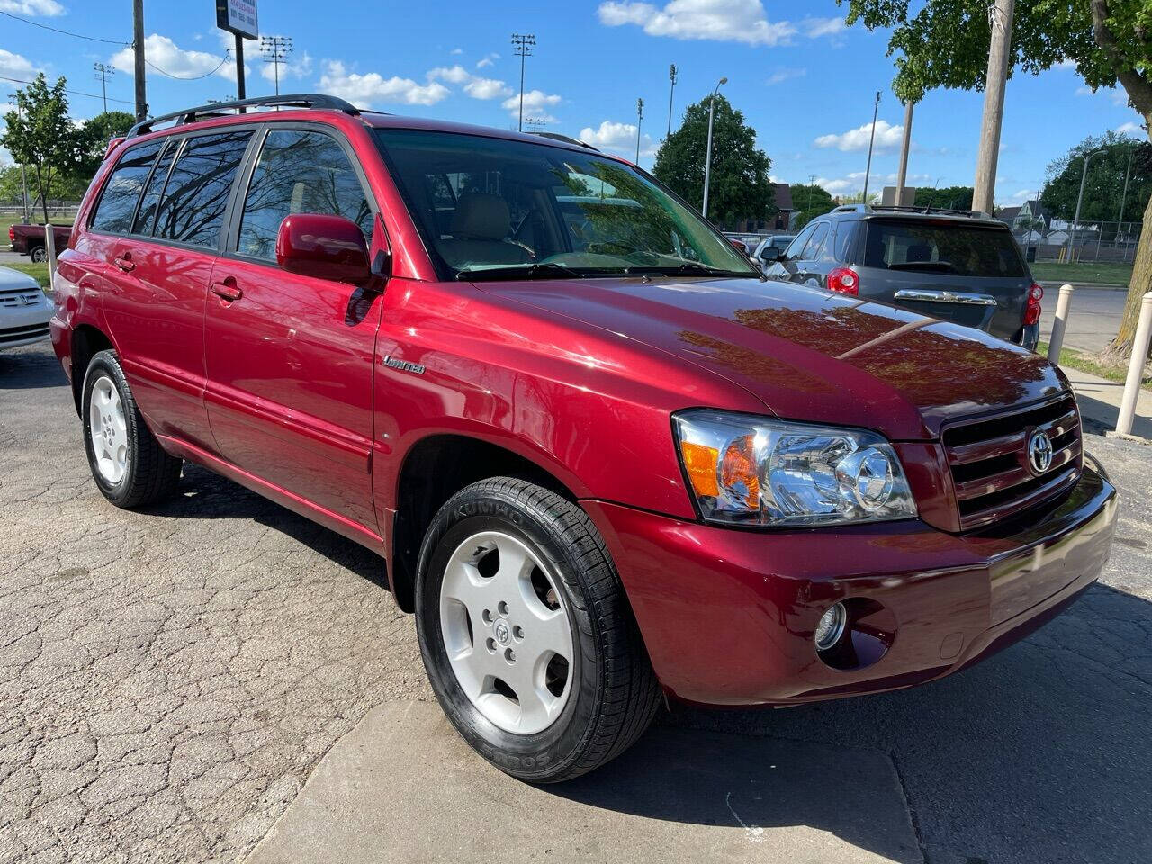 2005 Toyota Highlander For Sale In Milwaukee, WI