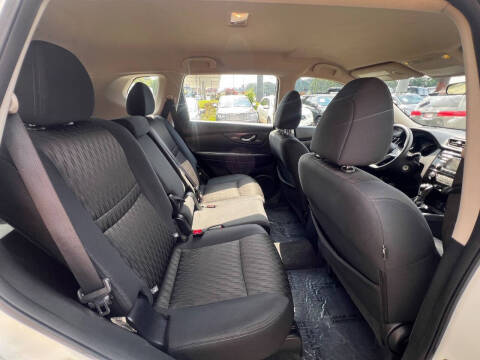 2017 Nissan Rogue S