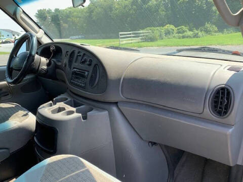 2003 Ford E-Series E-250