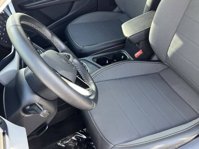 2022 Volkswagen Taos SE