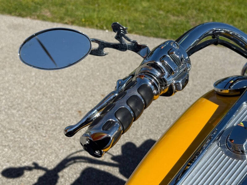 2005 Harley-Davidson FLH