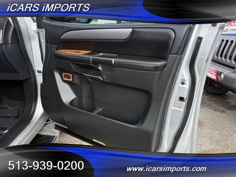 2014 Nissan Armada SV