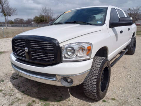 2007 Dodge Ram Pickup 1500 for sale at LA PULGA DE AUTOS in Dallas TX