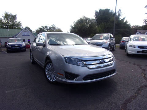 2010 Ford Fusion Hybrid for sale at JNM Auto Group in Warrenton VA