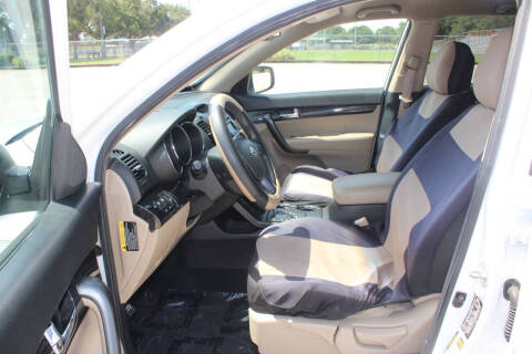 2012 Kia Sorento LX