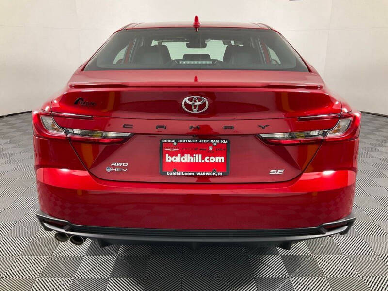 2025 Toyota Camry SE