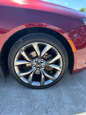 2016 Chrysler 200 S